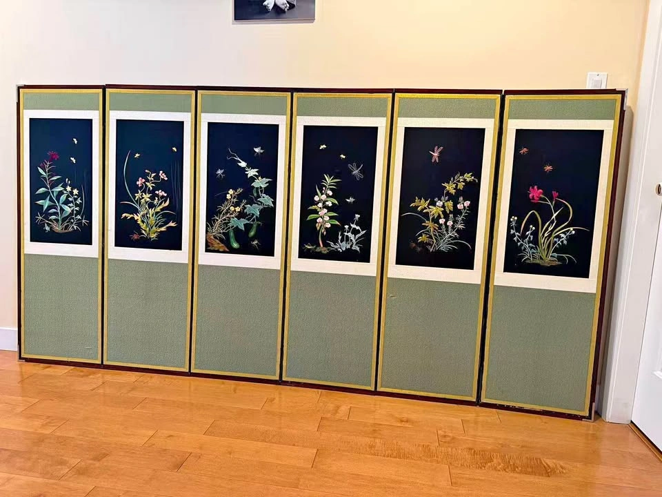 Room divider