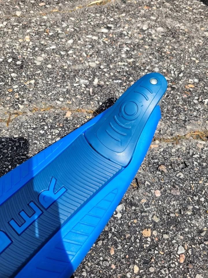 Globber Primo Foldable Scooter with light up wheels - photo 4