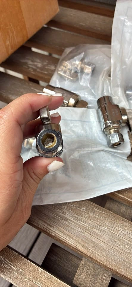 Brand new, Dahl 1/2" Female Solder x 3/8" OD Compression Angle V - photo 5