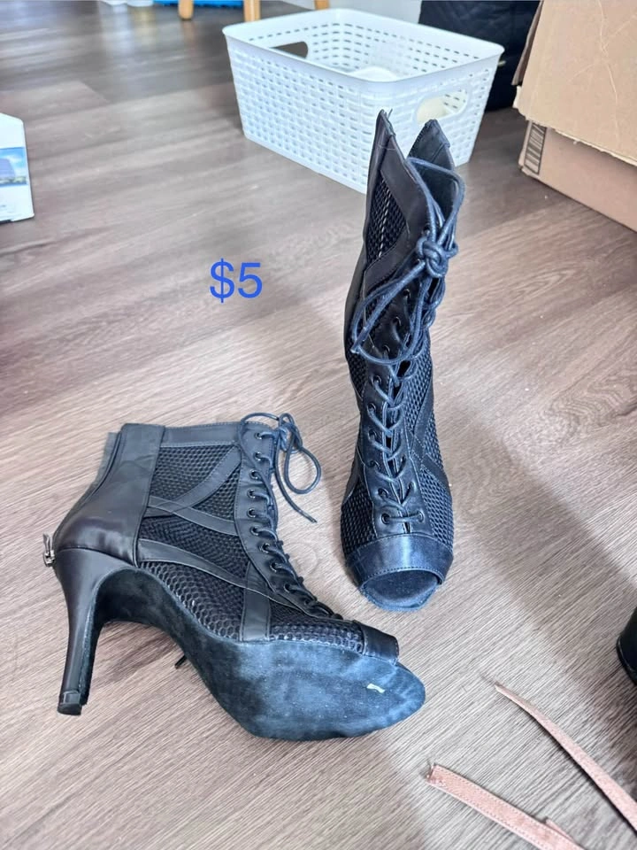 Shoes Size 7 - photo 2