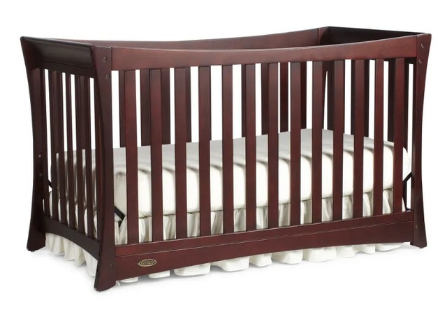 Graco Tatum 4-in-one Convertible Crib - Espresso