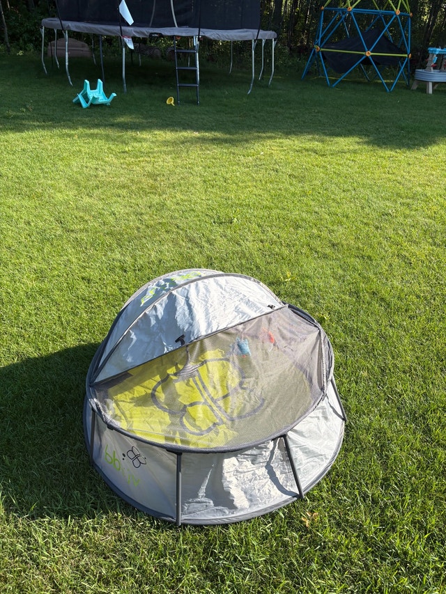 BBLUV pop up tent for babies