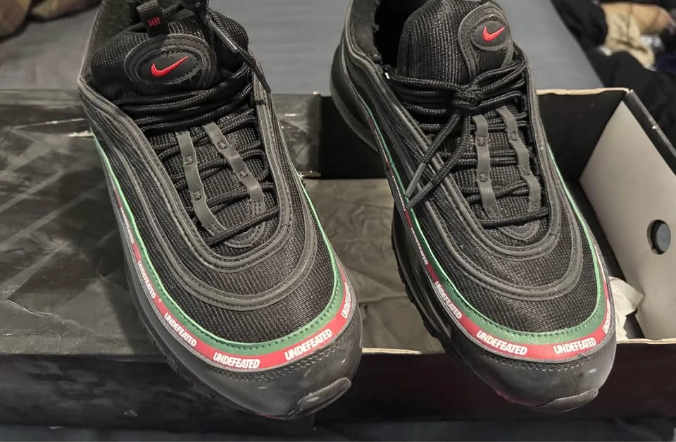 Nike Air Max 97 undefeated - photo 4