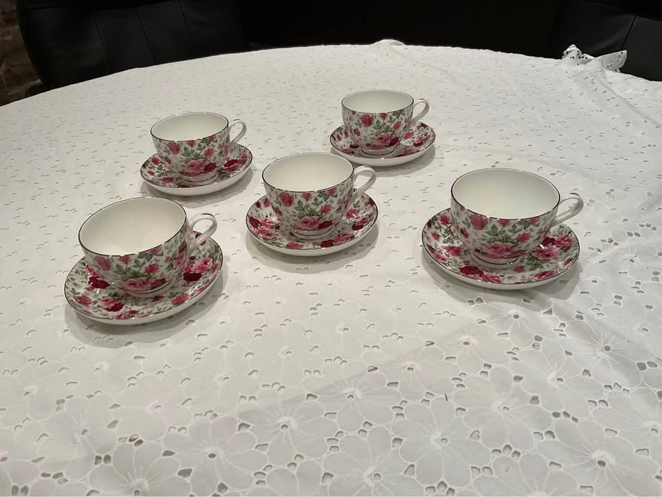 Teacups Maxwell Williams (5 Teacups & 5 Saucers) - photo 2