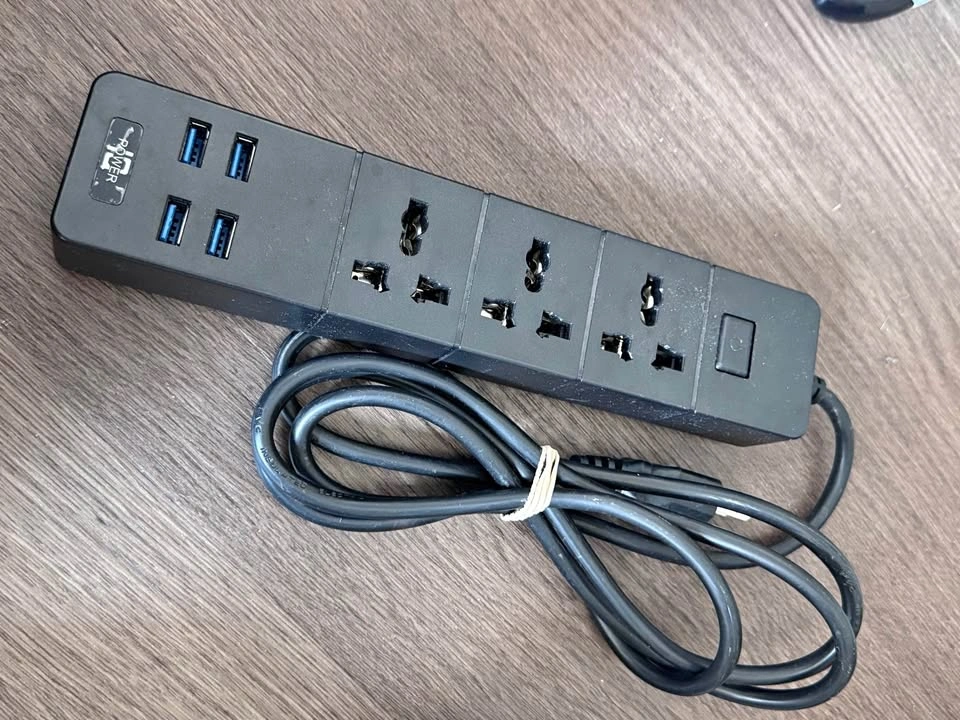 Universal power bar
