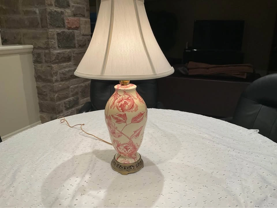 Vintage Urn Shape Porcelain ROYAL WINTON Table Lamp - photo 5
