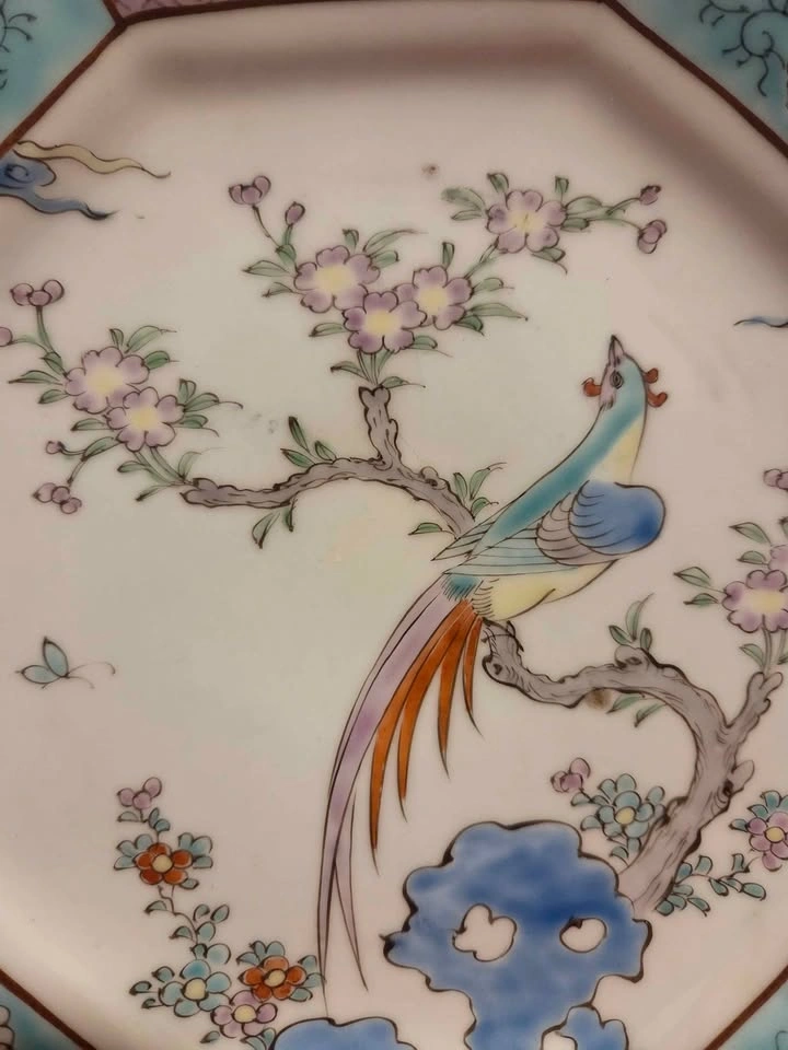 Antique Chinese Famille Rose Octagonal Plate - photo 2