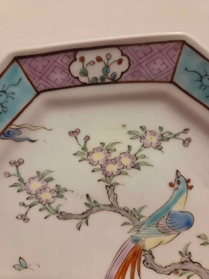 Antique Chinese Famille Rose Octagonal Plate - photo 4