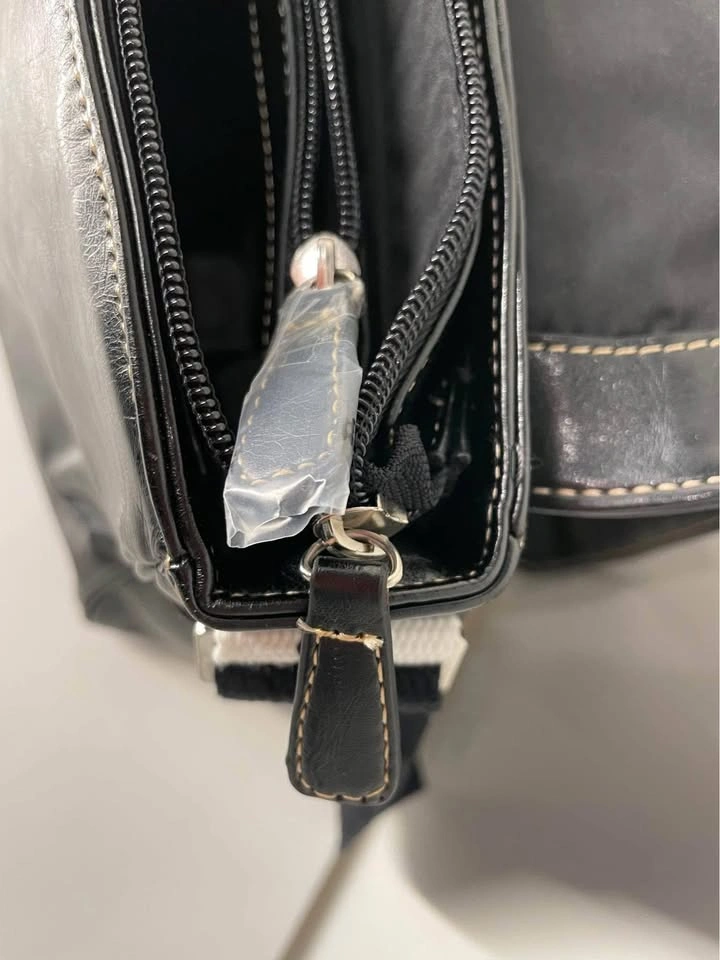 CLARKS Messenger Bag (Men’s) - photo 4