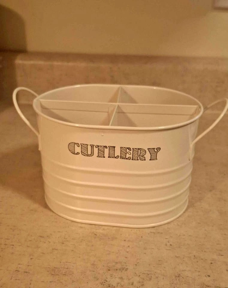 Cute cutlery holder