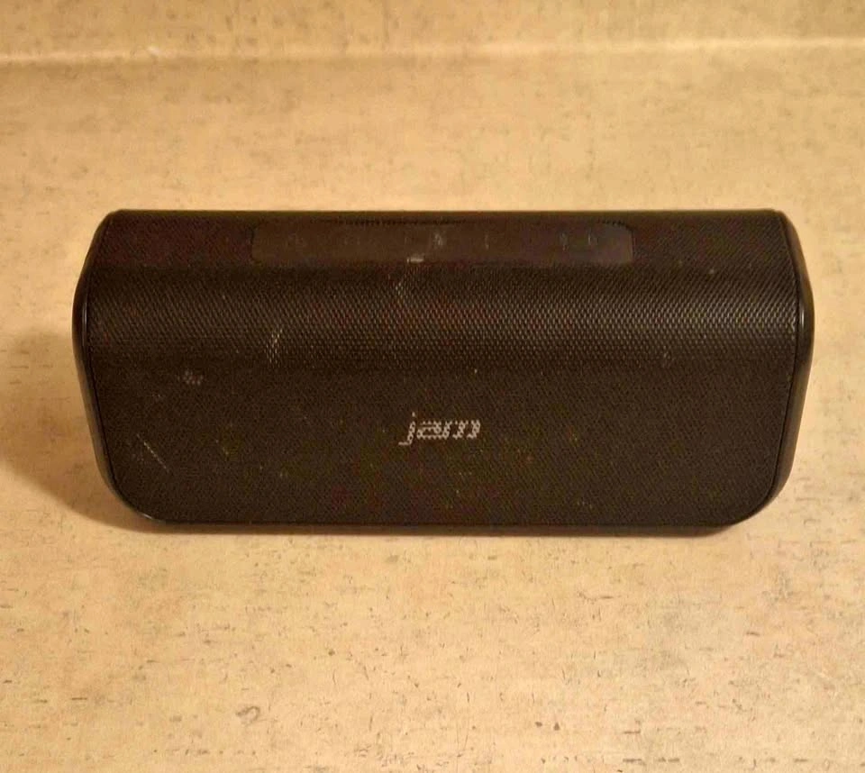 Rechargeable Bluetooth speaker