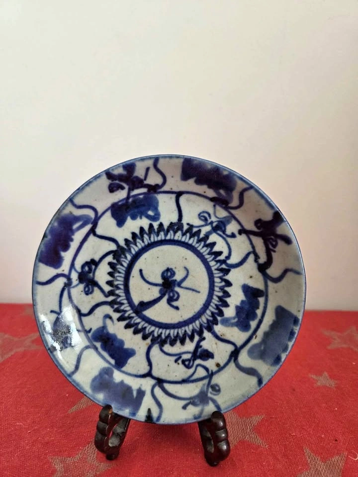 Antique Blue and White Plate, 13.5cm