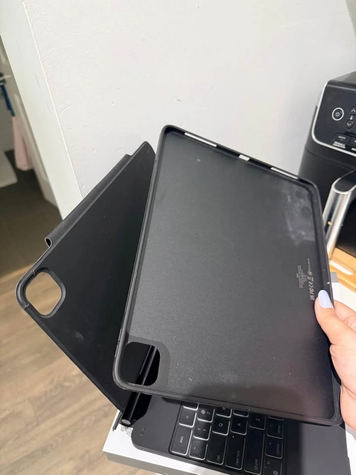 Ipad Pro 12.9 in Case with Keyboard - photo 3