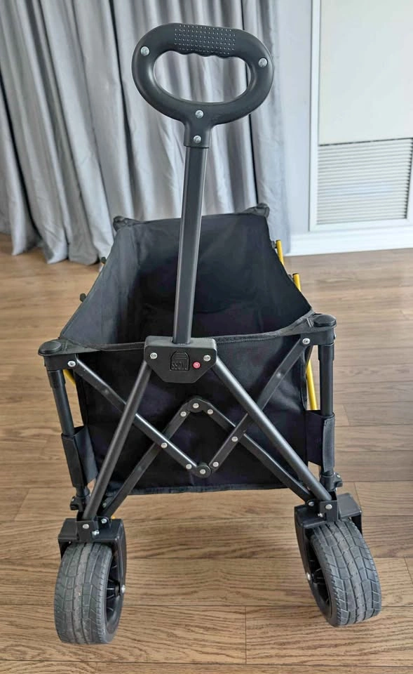Brand New Heavy-Duty Folding Wagon – 550 lbs Capacity