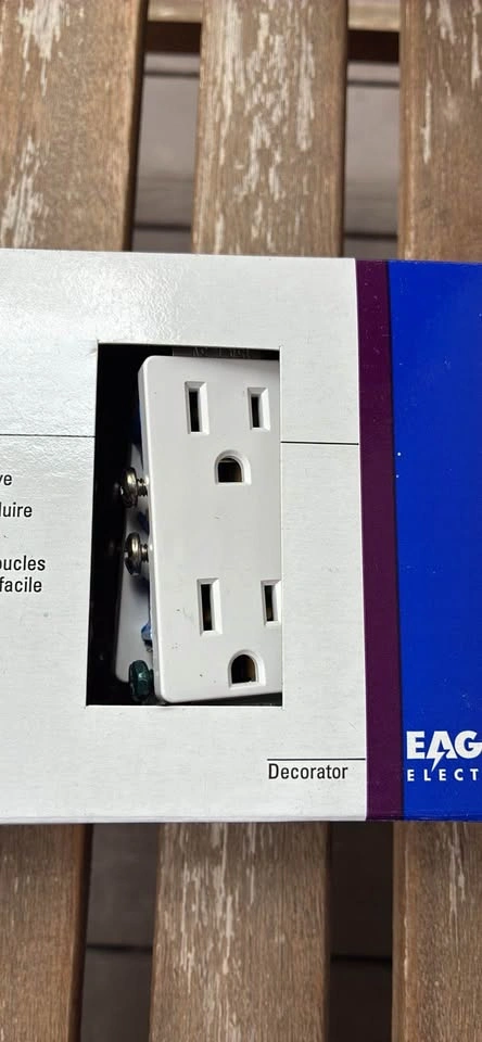Eagle Electric Decorator Grounding Duplex Receptacles - photo 3