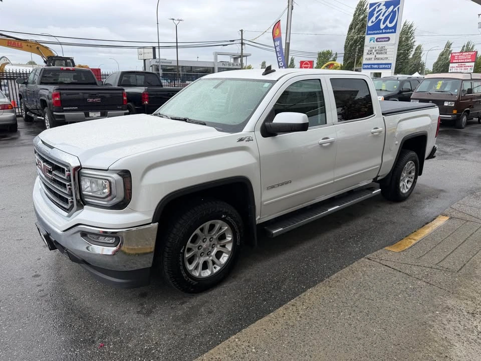2018 GMC Sierra Z71 4x4 Crew Cab 113k km - photo 4