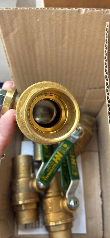 Brand New 1" Brass Ball Valves (Box of 5) - photo 3