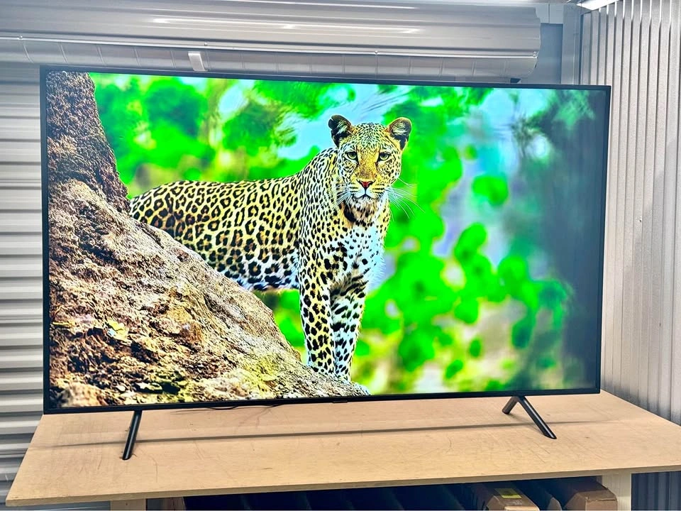 Samsung 75” QLED Smart TV 4K