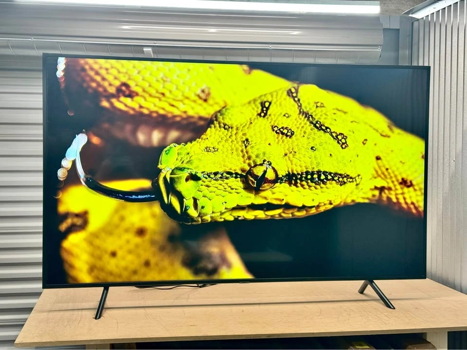 Samsung 75” QLED Smart TV 4K - photo 2