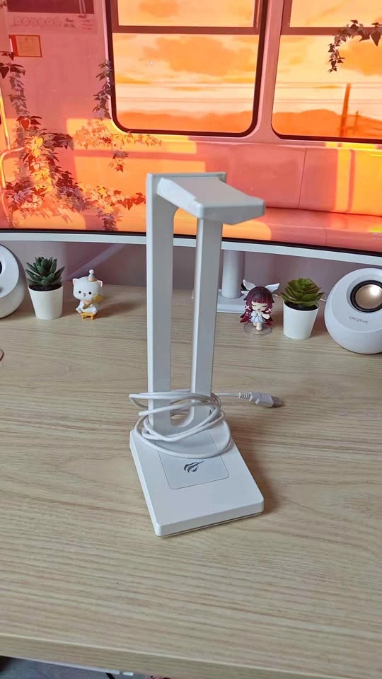 Havit RGB Gaming Headset Stand with USB Hub