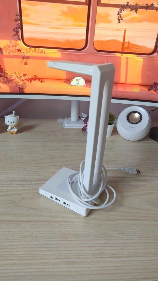 Havit RGB Gaming Headset Stand with USB Hub - photo 2