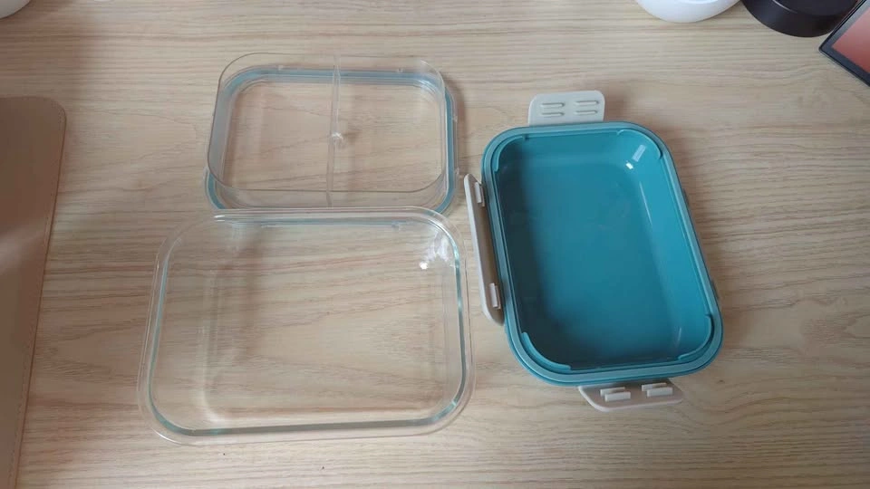 4-Piece Glass Food Storage Container Set with Teal Lids - photo 4