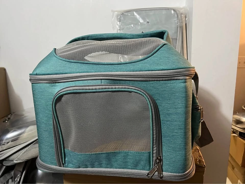 Teal Soft-Sided Pet Carrier - photo 2