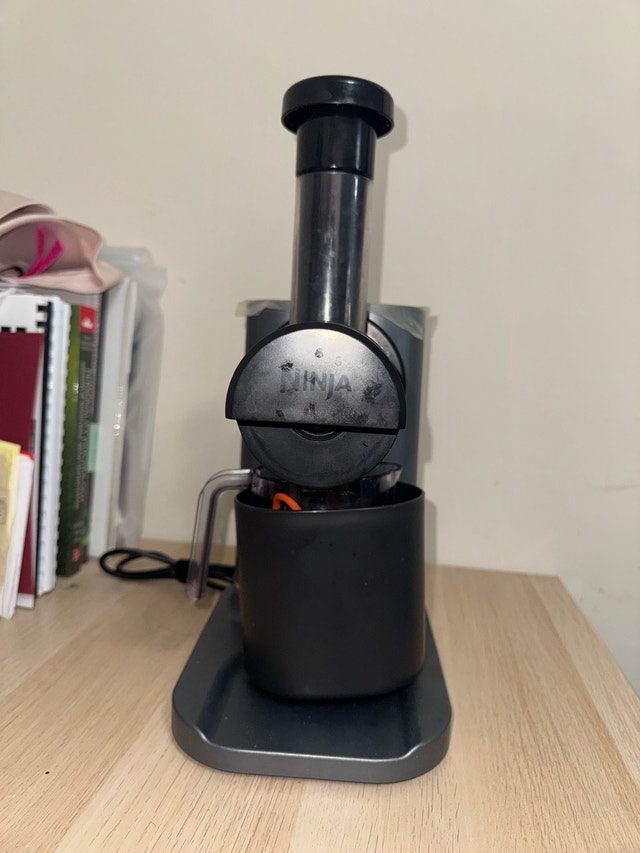 Ninja Cold Press Juicer - photo 2