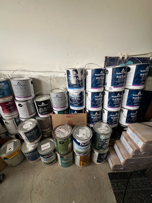 Aura/regal Interior paint