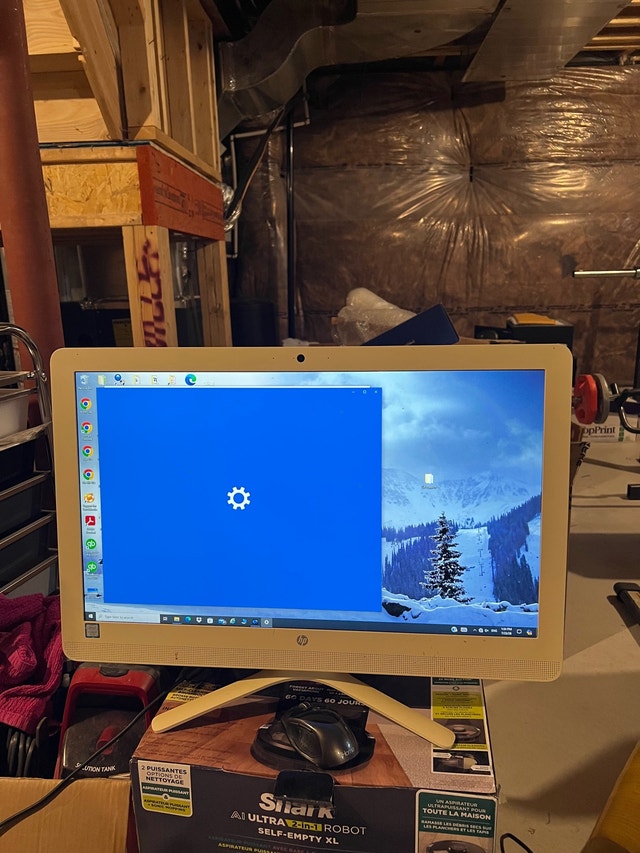 HP All-in-One Desktop - photo 2