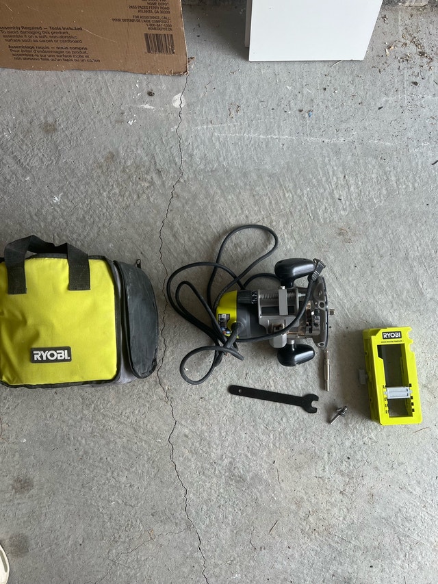 Ryobi Wood Router - photo 3