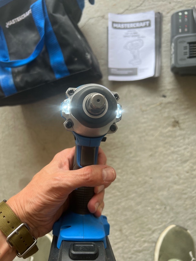 Mastercraft 20V Cordless 1/2-inch Impact Wrench - photo 3