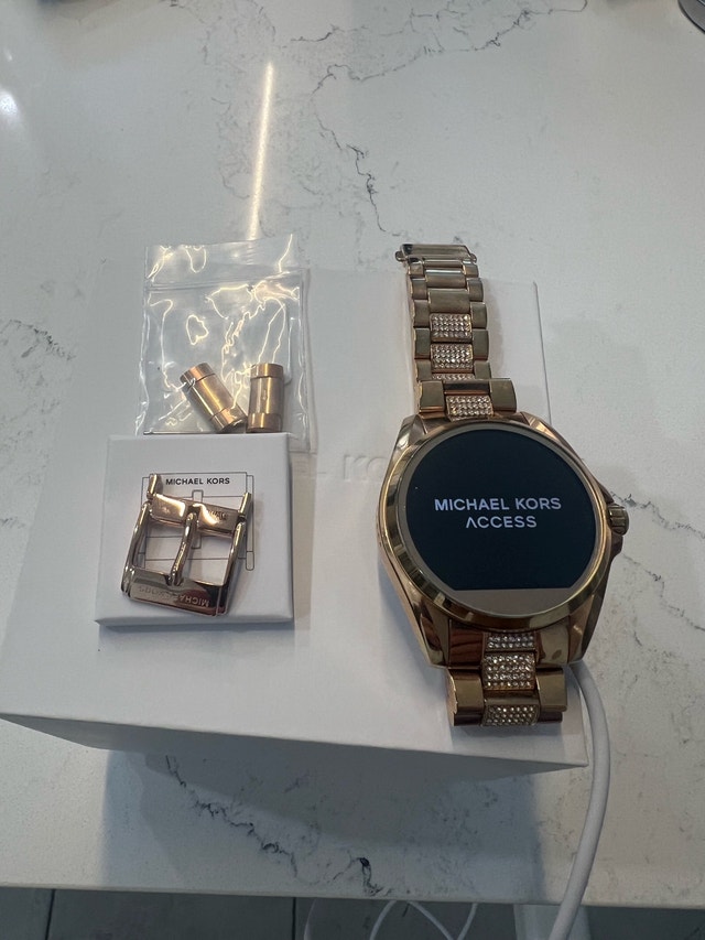 Michael Kors women’s Smart Watch - photo 3
