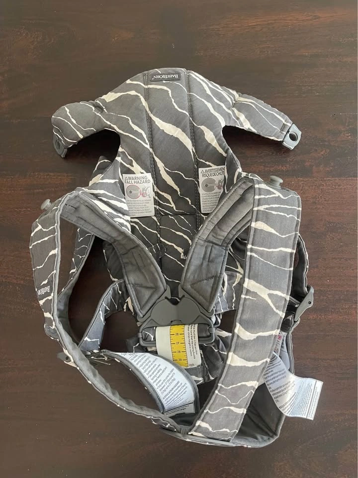 BabyBjörn Original Baby Carrier - Excellent Condition - photo 5