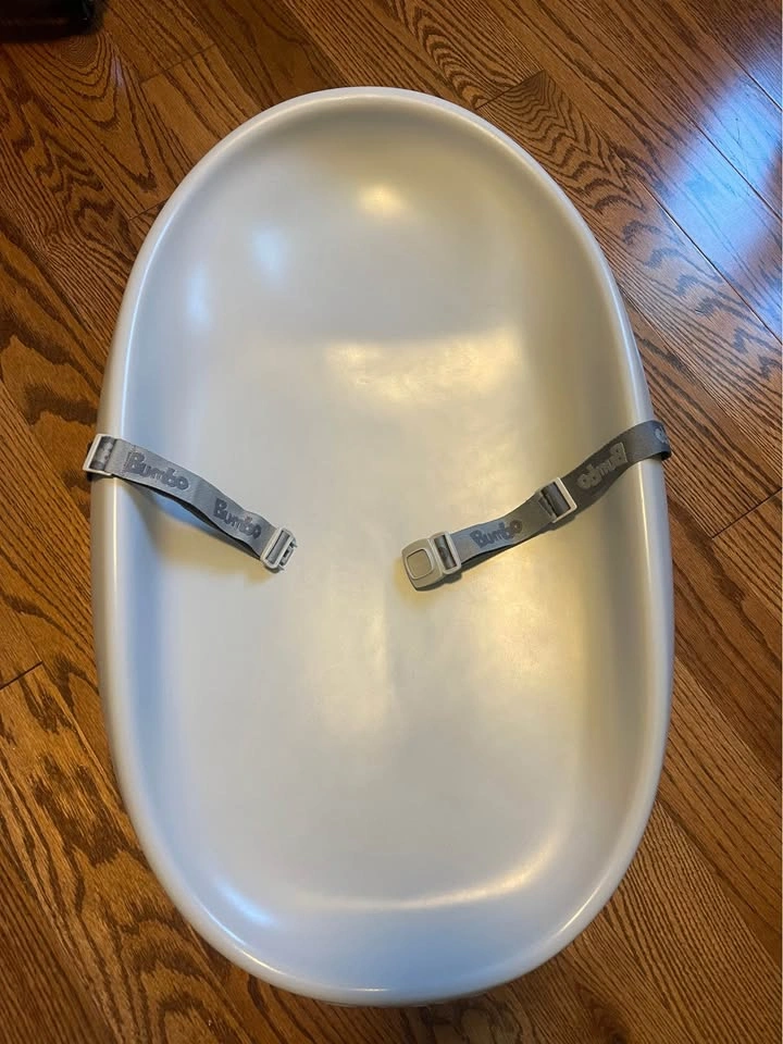 Bumbo Changing Pad - Grey - Excellent Condition - photo 4