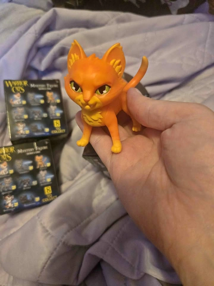 Warrior cats mini figures firestar