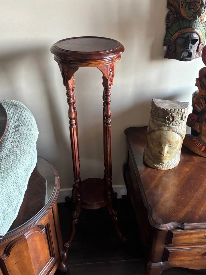 Victorian Mahogany Wood Plant Stand L.C. Carved hand done - photo 2
