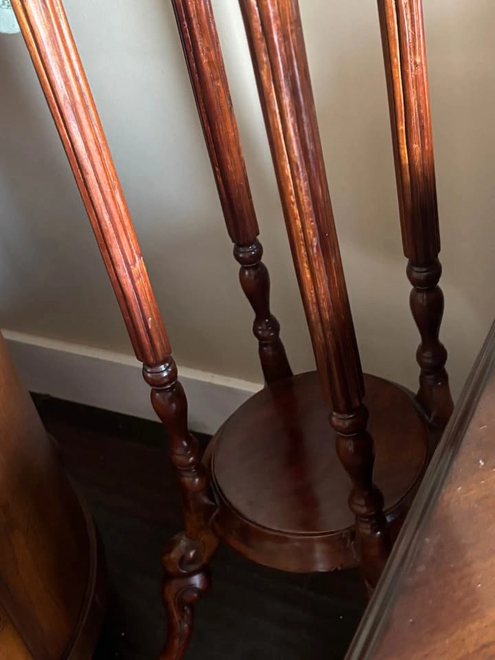 Victorian Mahogany Wood Plant Stand L.C. Carved hand done - photo 5