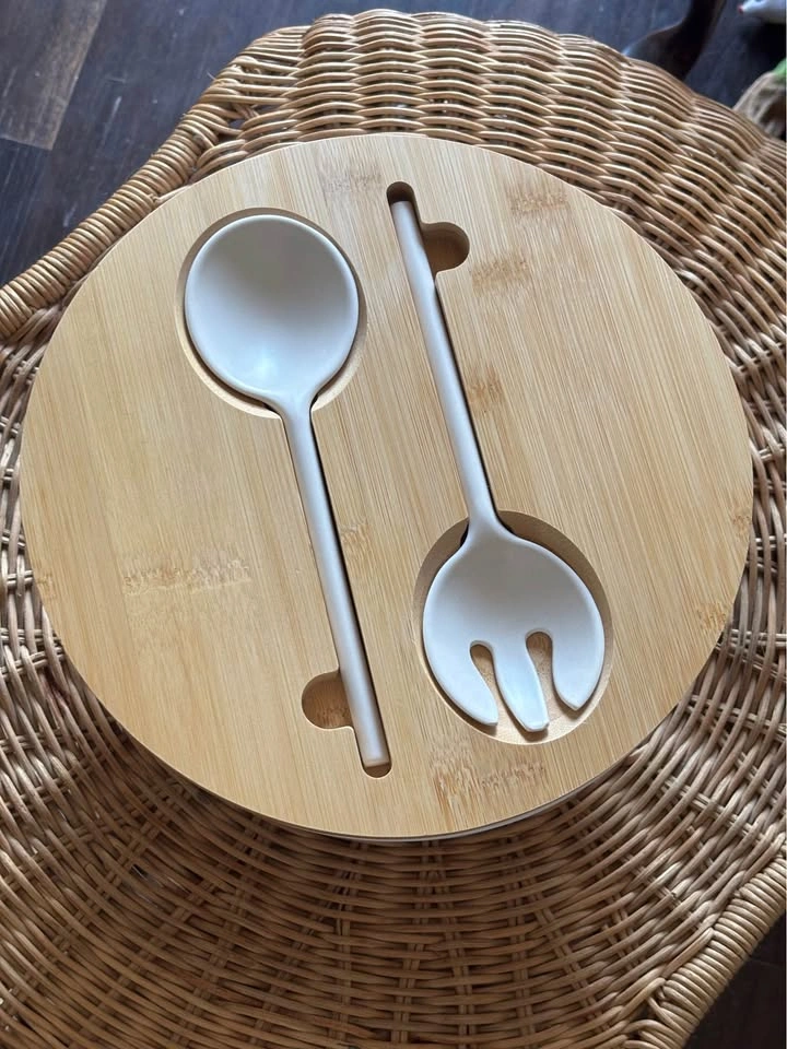 Striped Salad Bowl with Bamboo Lid and Serving Utensils - photo 2