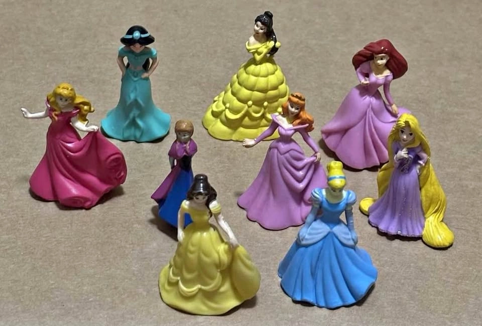 Disney Princess 2" Assorted Figurines Lot 9