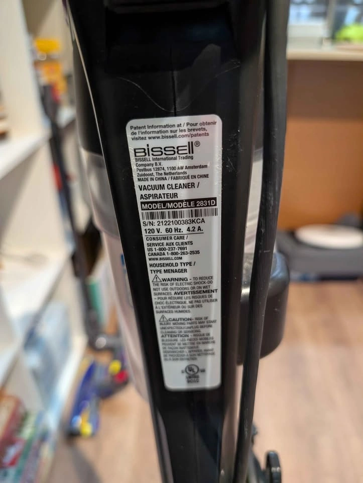 Bissell Pet Pro Hair Vacuum - photo 2