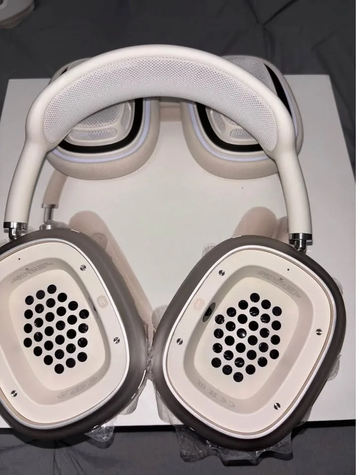 AirPods Max image indicator(8)