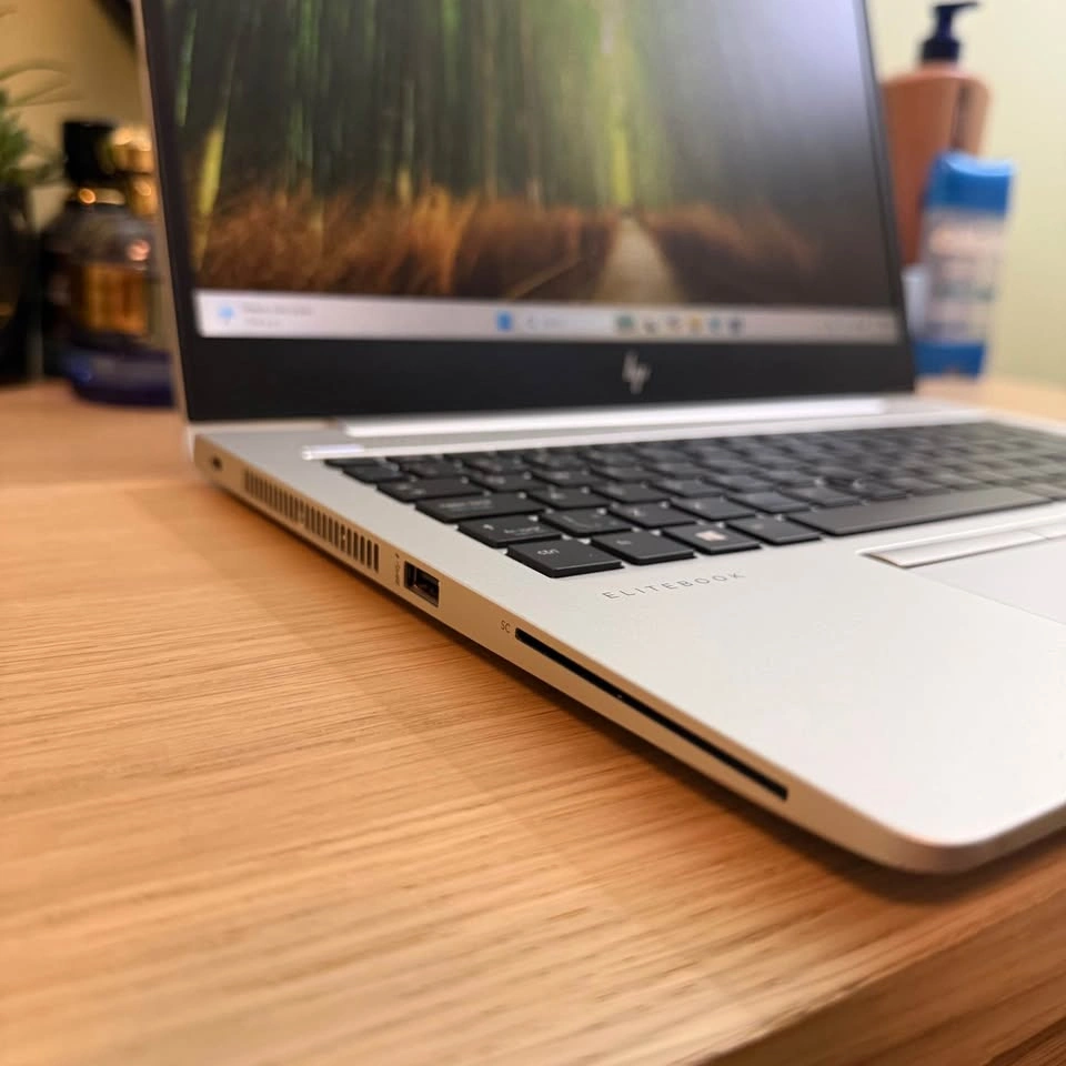 HP EliteBook G6 - Ryzen 7 Pro - 16/256 GB - Silver - photo 2