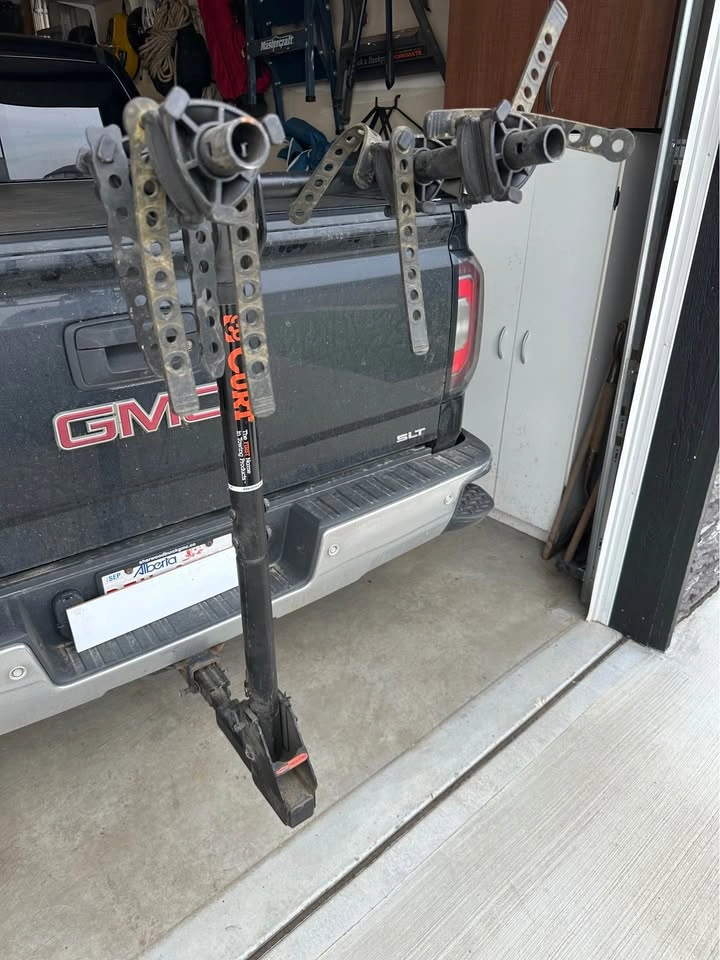 CURT Hitch-Mounted Bike Rack - photo 4