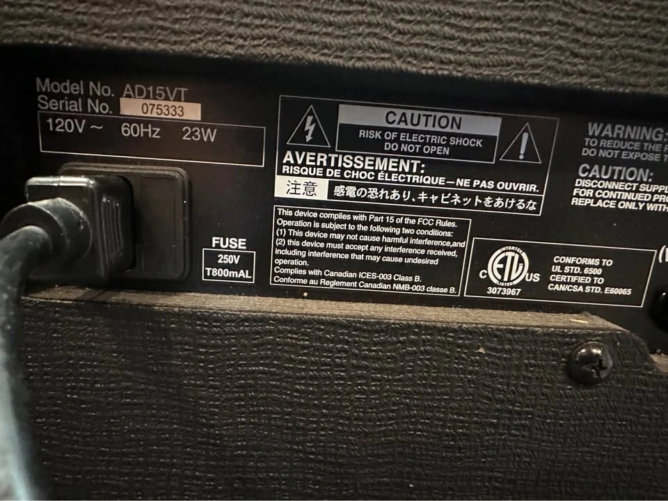 Vox Valvetronix AD15VT Guitar Amplifier - photo 4
