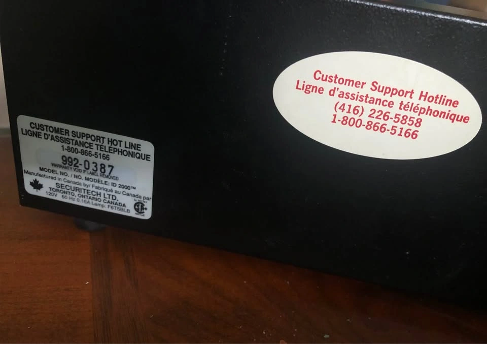 Securitech ID-2000 Ultraviolet Counterfeit Detector - photo 3