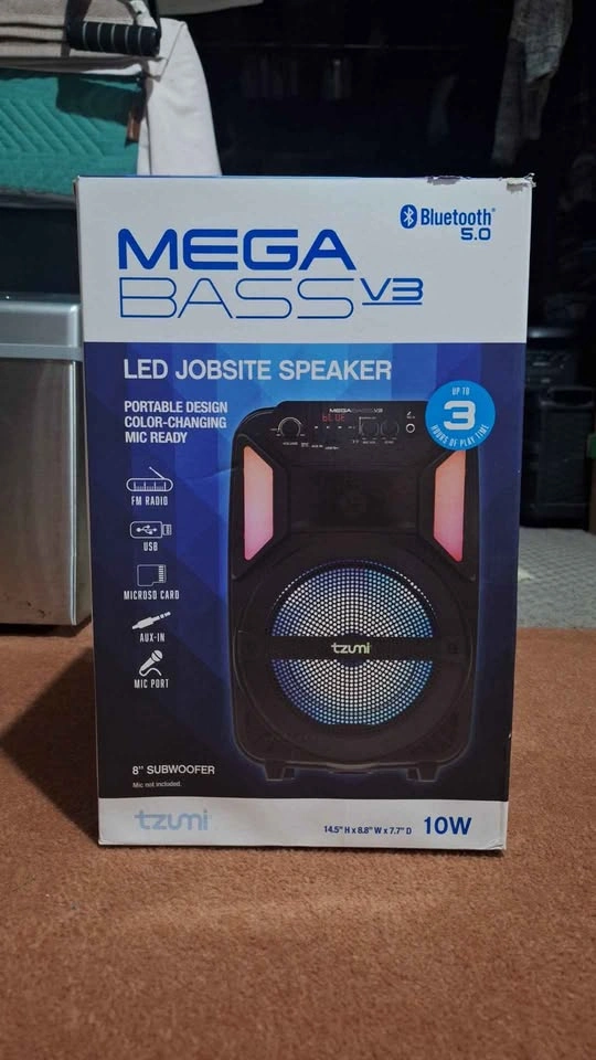 Tzumi Mega Bass V3 LED Jobsite Speaker - photo 2