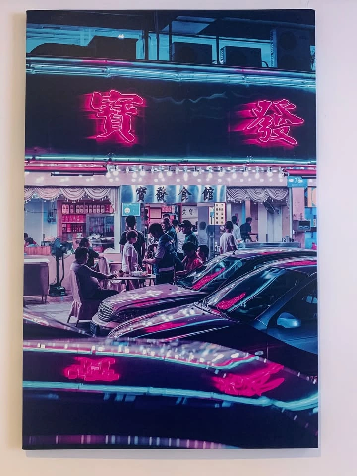 3 photography prints of Hong Kong on canvas $40 for all three - photo 3