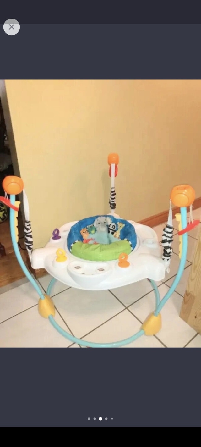 Moving sale: baby items, girls playsets, furniture, electronics - photo 4