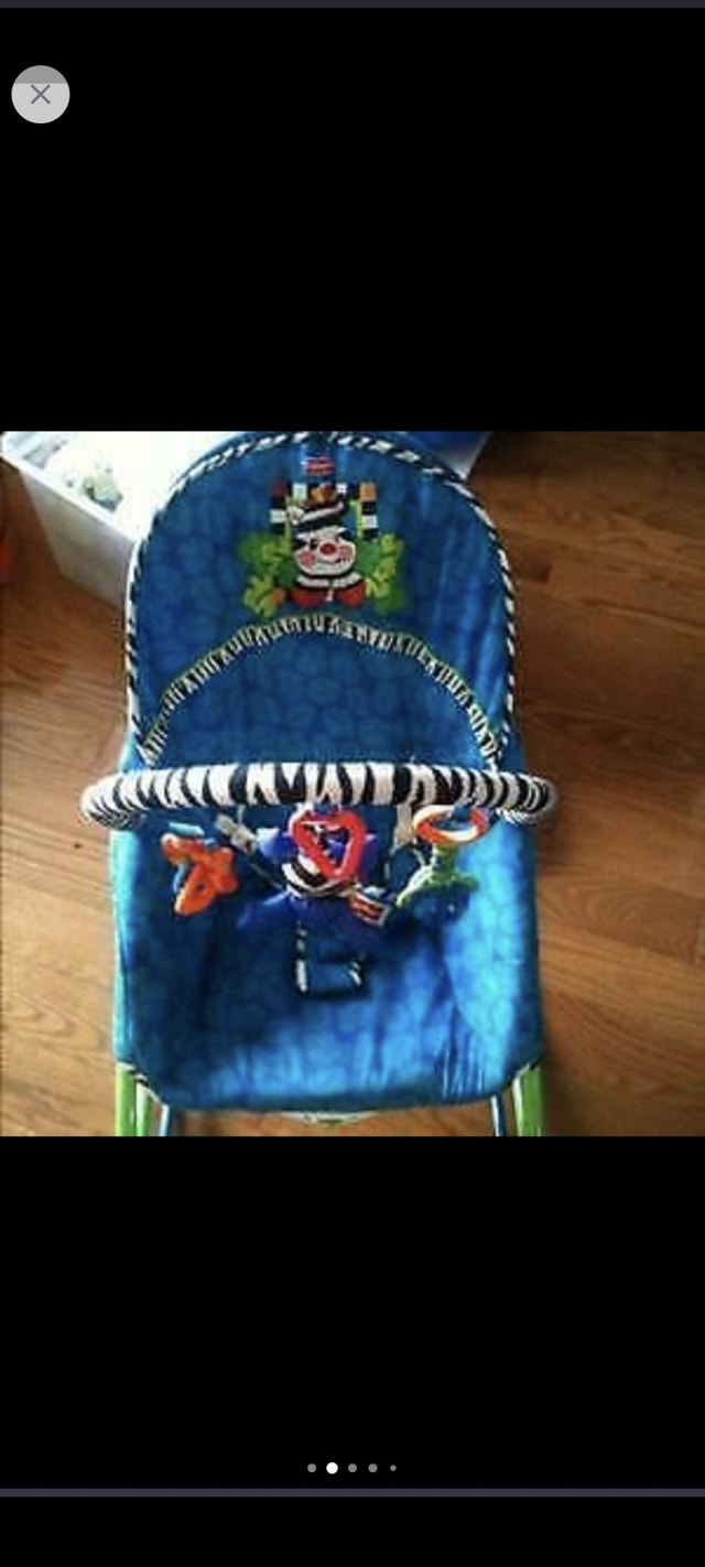 Moving sale: baby items, girls playsets, furniture, electronics - photo 5
